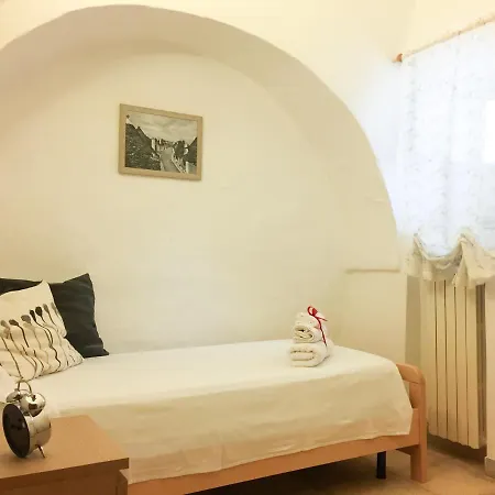 Trulli Garden * アルベロベッロ